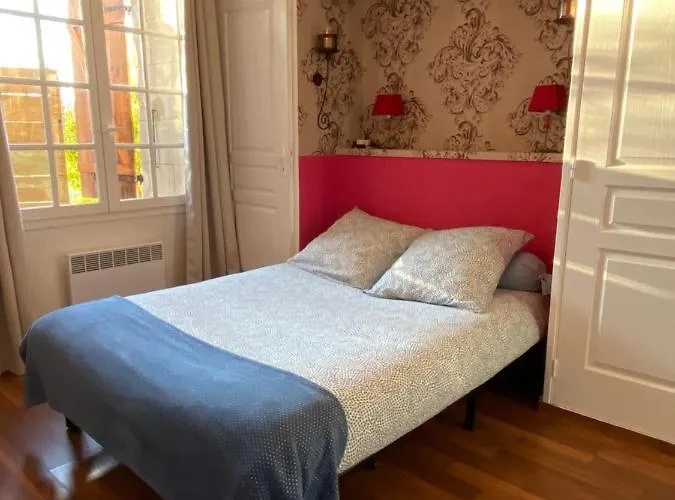 Domaine Des Deux Rivieres - - Дом отдыха Meilhan-sur-Garonne